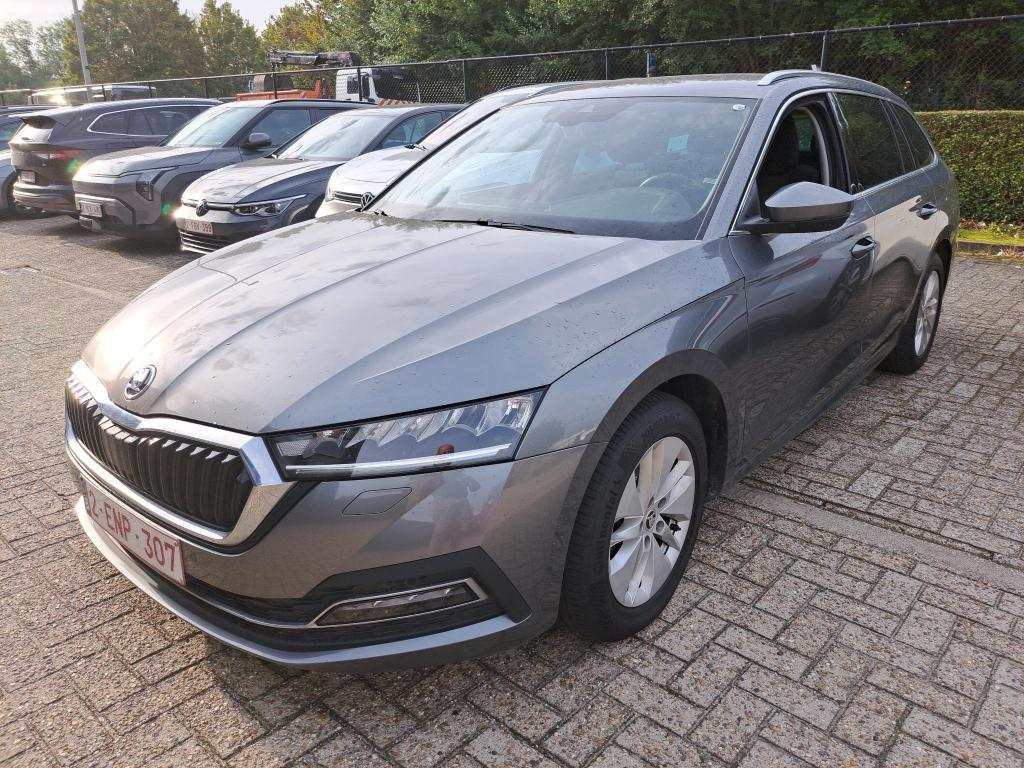 &Scaron;KODA Octavia SW 1.0 TSI eTec MHE Clever DSG 81 kW